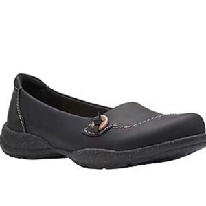 CLARKS NWOB Roseville Sky Black Leather Slip On Comfort Shoes size 8.5